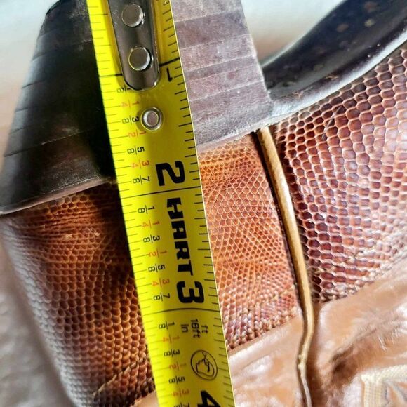 JUSTIN STYLE BOOTS Size 7 Color Brown.Used - Picture 2 of 10